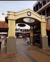 Toa Payoh Central (D12), Shop House #611829531